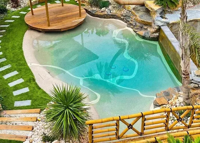 빌라 Halo Lagoon Pool And Breathtaking Views 아그