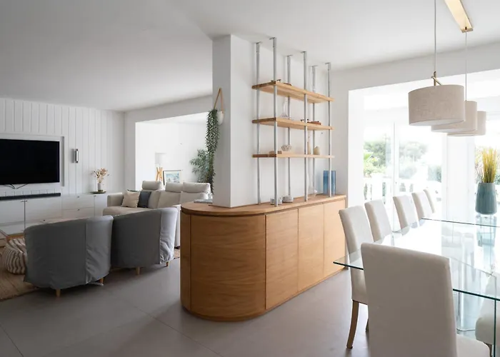 Villa Halo Lagoon Pool & Exclusive Seaside Getaway Agde