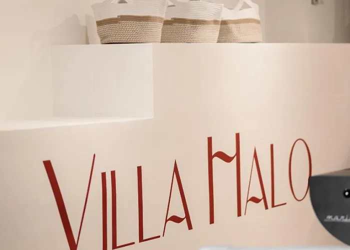 Villa Halo Lagoon Pool & Exclusive Seaside Getaway *