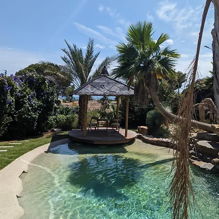 Halo Lagoon Pool & Exclusive Seaside Getaway * אגדה