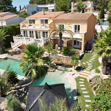 Halo Lagoon Pool & Exclusive Seaside Getaway