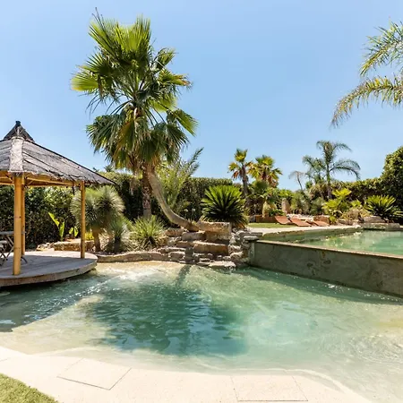 וילה Halo Lagoon Pool & Exclusive Seaside Getaway