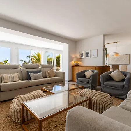 וילה Halo Lagoon Pool & Exclusive Seaside Getaway
