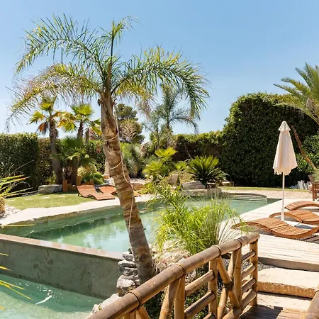 Halo Lagoon Pool & Exclusive Seaside Getaway וילה *