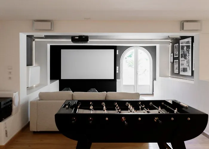 Halo Lagoon Pool & Exclusive Seaside Getaway