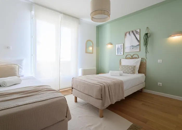 Halo Lagoon Pool & Exclusive Seaside Getaway 别墅